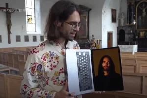 MI Jézusnak gyónhatták meg bűneiket egy svájci kápolna látogatói