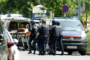 Lövöldöztek egy grazi iskolában, tízen meghaltak