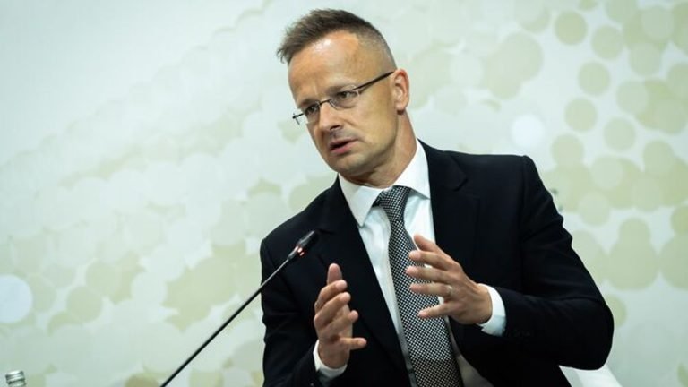 Hungary FM: U.S. Gov't Lifts Sanctions on Paks Expansion