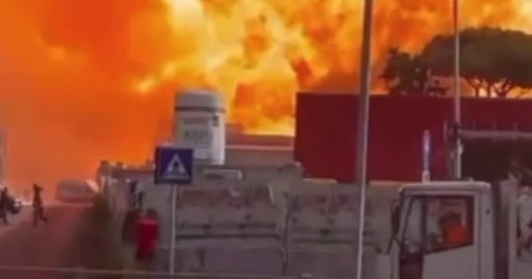 Il momento esatto dello scoppio, le immagini choc | VIDEO