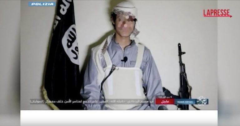 Video e post di propaganda jihadista: a Bergamo un nuovo influencer del terrore | GUARDA