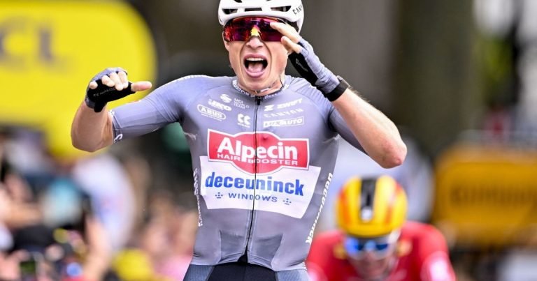 Philipsen vince la prima tappa del Tour, Ganna ritirato