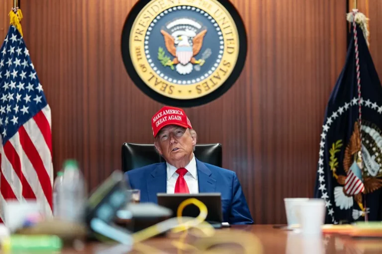 Repedéseket okozott Trump táborában az Irán elleni támadás, de a rés még glettelhető