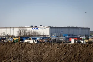 Jogi trükközéssel akarja eltüntetni a kormányhivatal a szakvéleményt, ami a CATL-gyár ellen tiltakozóknak adott igazat