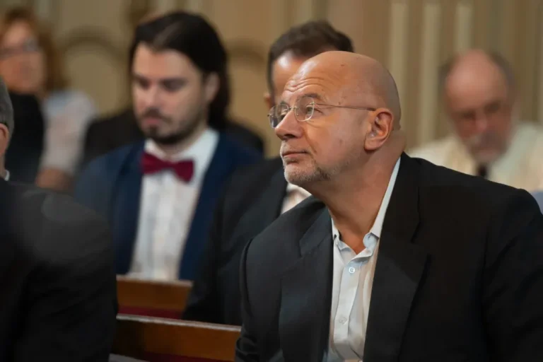 Fél év alatt több mint 1,2 millió forintot autózott el Szeged DK-s alpolgármestere