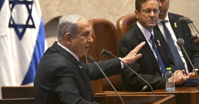 "Accordo a tutti i costi". Netanyahu va da Trump con la pressione di Herzog per Gaza