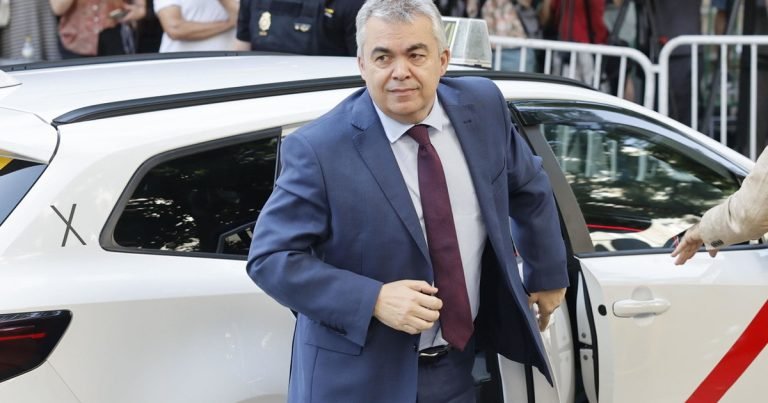 Guai seri per i socialisti di Sanchez in Spagna: va in carcere per tangenti il fedelissimo