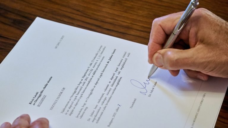 Új ombudsmant jelölt Sulyok Tamás