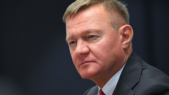 Főbe lőtte magát az orosz közlekedési miniszter, miután Putyin kirúgta