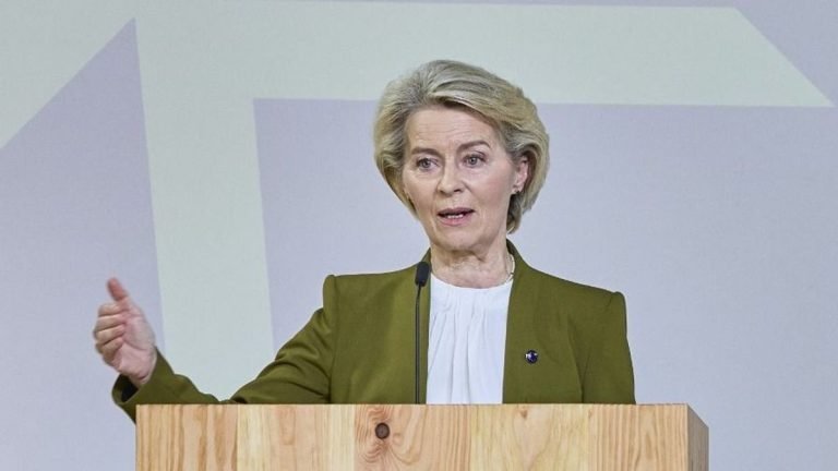 Von der Leyent kemény kérdések várják az Európai Parlament ülésén