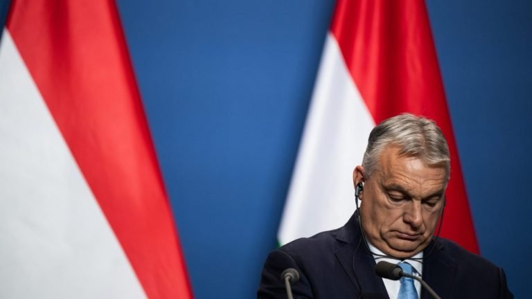 Egy éve ilyenkor: Orbán Viktor elgáncsolta a soros elnökséget