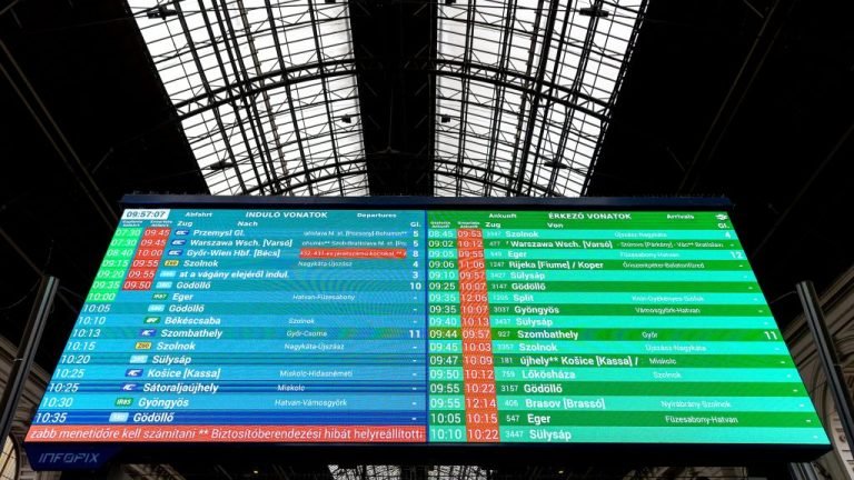 Hvg.hu: Nem a hirdetésein spórol a MÁV