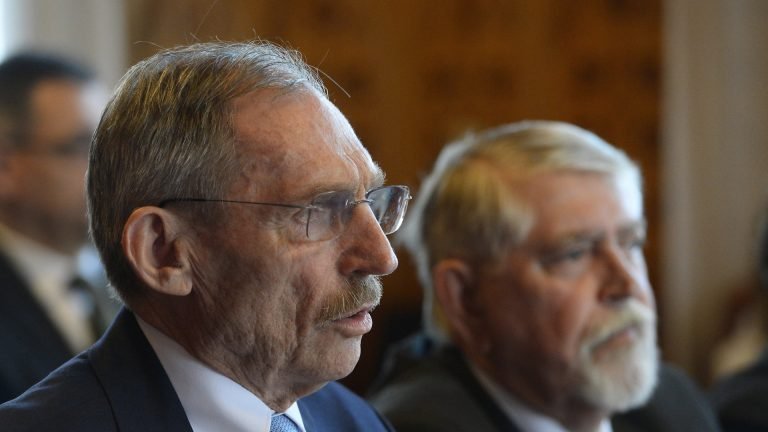 Bajba került Pintér Sándor belügyminiszter