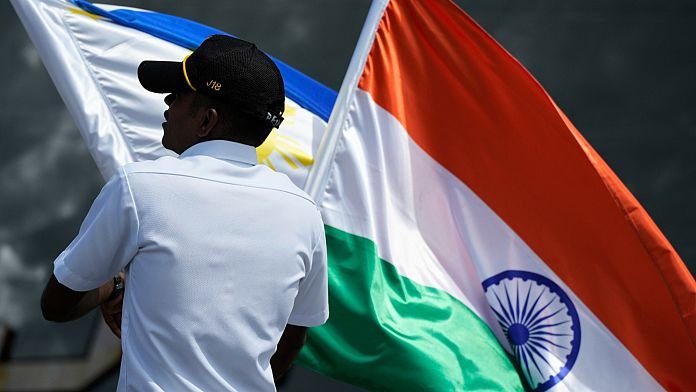 India és a Fülöp-szigetek közös haditengerészeti gyakorlatot indított a Dél-kínai-tengeren