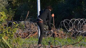 Biometrikus adatokat is regisztrálnak Tompánál, majd a többi magyar-szerb határátkelőknél