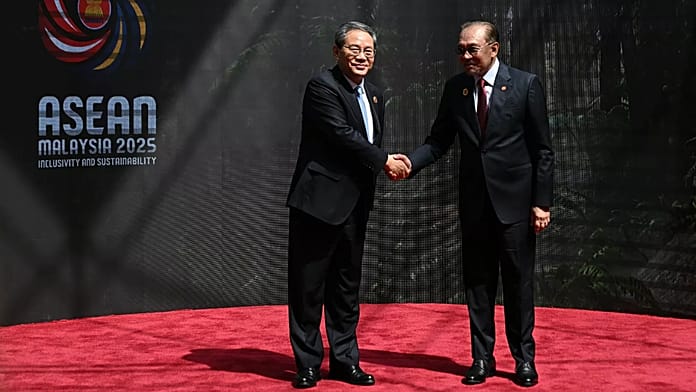 Trump vámoltatná az ASEAN-országokat, Kína inkább szabadkereskdelmi egyezményt kötött velük