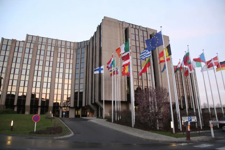 Az EU számvevőszéke a magyar közbeszerzési rendszer súlyos hiányosságának kezelését is kifogásolta