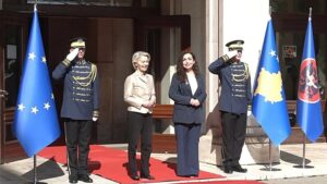 Szimbolikusak vagy valóban van hatásuk a Koszovóval szembeni EU-s szankcióknak?