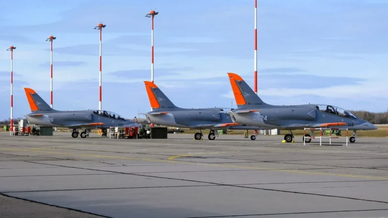 Három új Skyfox érkezett, már nyolc magyar "róka" az égen