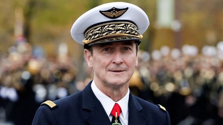 Francia vezérkari főnök: a lakosságot fel kell készíteni a közelgő háborúra