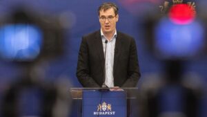 Szentkirályi Alexandra: Karácsony alkalmatlansága miatt csődölt be Budapest