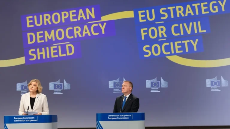 Brüsszeli véleményrendőrség – Európai Demokráciapajzs a szólásszabadság ellen