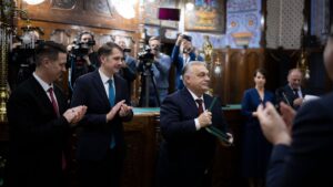 Diplomáciai aprómunka