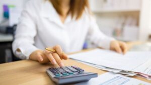 Hosszú lesz a karácsonyi ünnep, figyelniük kell a határidőridőkre, akik a pénzükhöz szeretenének jutni