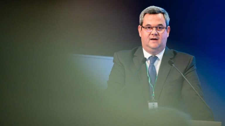 Az oktatási után, egészségügyi fejlesztésekről döntött a kormány