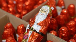 Kukacos csokimikulást kaptak, több gyerek is rosszul lett Hajdúböszörményben – videó