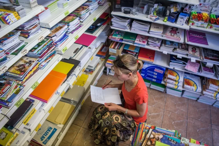 Most mindenkinek ígért iskolakezdési támogatást Magyar Péter, vagy csak a rászorulóknak?