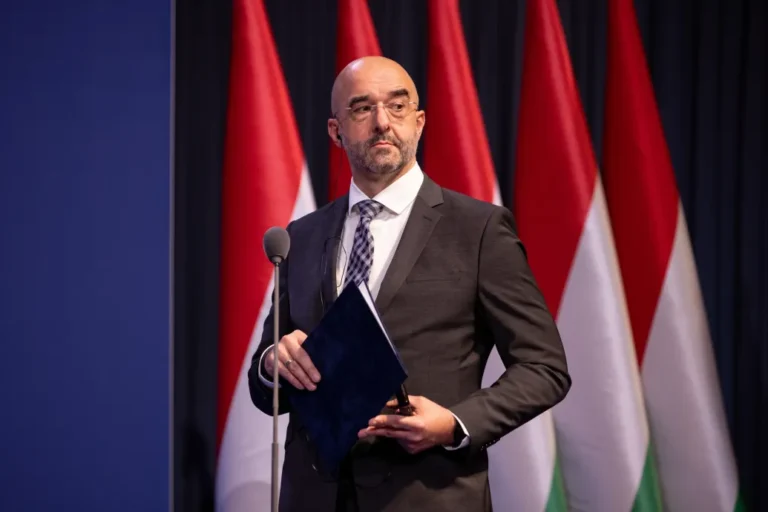 Hvg: Kovács Zoltán feleségének bevétel nélküli vállalkozása 700 fős takarítócéget vásárolt