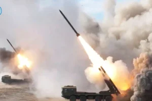 Kína rakétákat is bevetett a Tajvan körüli hadgyakorlat második napján