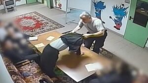 Minden ötödik gyereket ér bántalmazás a magyar gyerekvédelemben – írja egy 2021-es belső felmérés