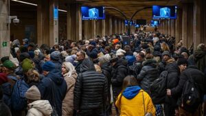 Három halott Oroszország nagyszabású ukrajnai dróntámadása után