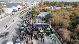 Görög gazdák és halászok ideiglenesen blokád alá vonták a voloszi kikötőt