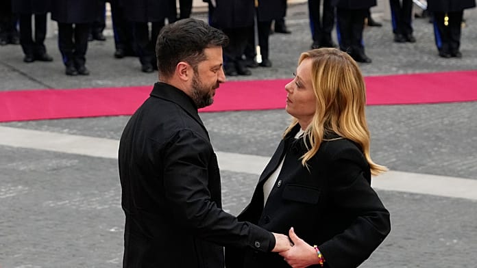 Zelenszkij olaszországi látogatásán találkozott XIV. Leó pápával és Meloni miniszterelnökkel
