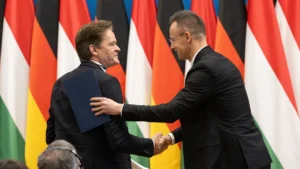 Kitüntették Markus Schäfert, a Mercedes-Benz AG igazgatótanácsának tagját