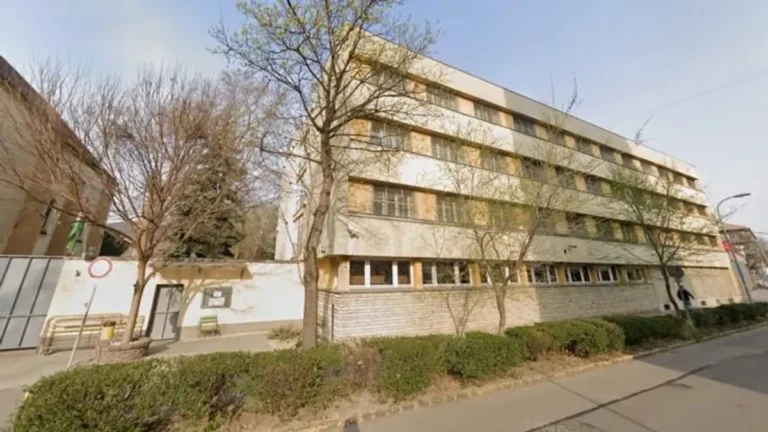 Újabb megdöbbentő részletek a Szőlő utcai intézetből: videón, ahogy az elítéltek tombolnak