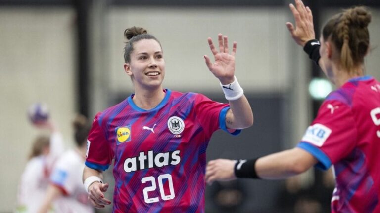 A Fradi kézise abnormalitásról beszél, a vb-házigazda az évezred mérkőzésére készül