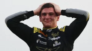 Hiába a bajnoki cím, a McLaren pilótájának nincs helye a Forma-1-ben