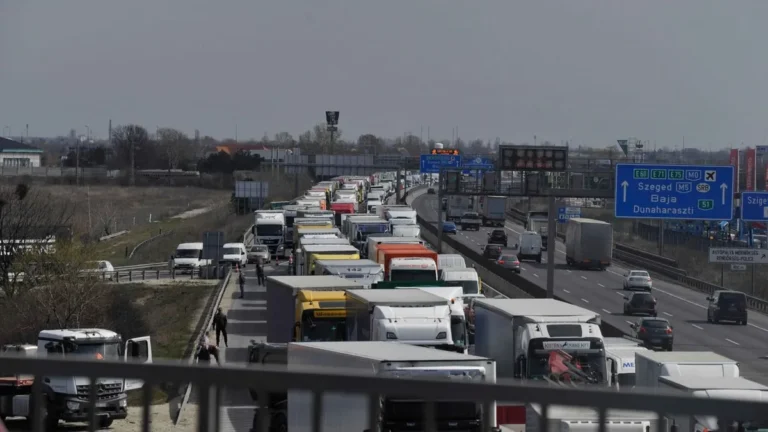 Több millió magyar állampolgár lélegezhet fel – ezért volt a kamionos tiltakozás