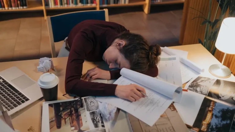 Káosz a fejedben vagy az íróasztalodon? Így szelídítsd meg a munkanapodat