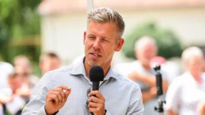 A tiszás kutatócég adatai szerint az emberek adóemelésre számítanak Magyar Pétertől