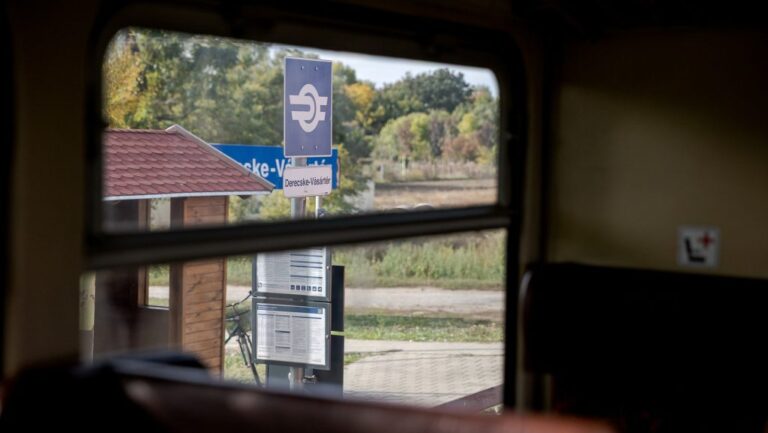 Újra lehet valós időben követni a vonatok késését