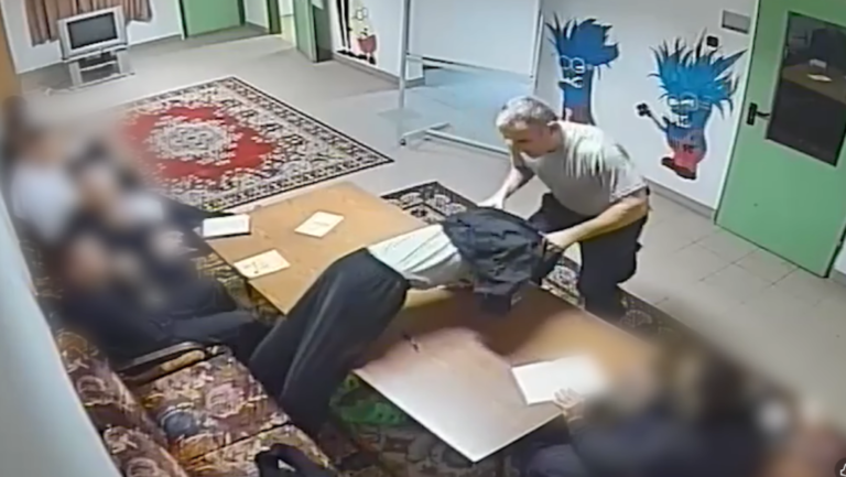 Juhász Péter a Szőlő utcai videóról: tíz éve készült, van róla jegyzőkönyv, hogy a rendőrségnél volt egy ideje