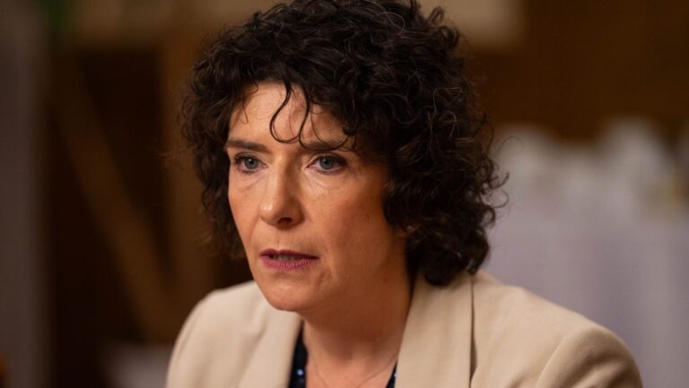 Új részleteket osztott meg Dobrev Klára a Szőlő utcai bántalmazásokról, és hat felelőst is megnevezett