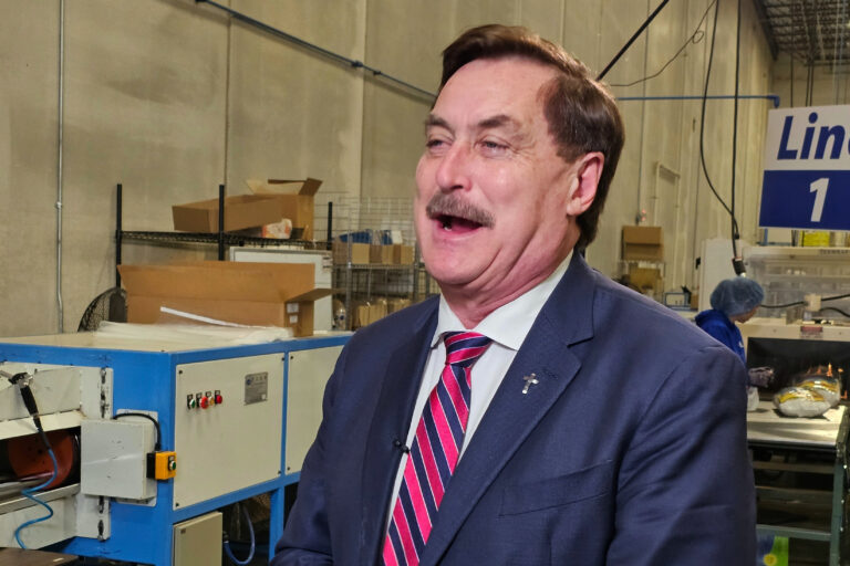 ‘We’d be cooked’: Trump, Lindell test Minnesota GOP’s optimism