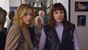 Hermányi Mariann egy varázsfüzettel eltünteti a férfiakat Dobó Kata új filmjében