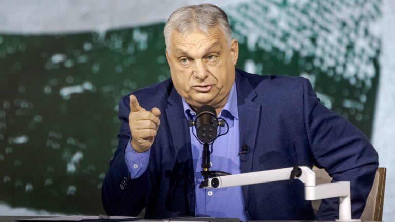 Orbán Viktor: Sötét fellegek gyülekeznek